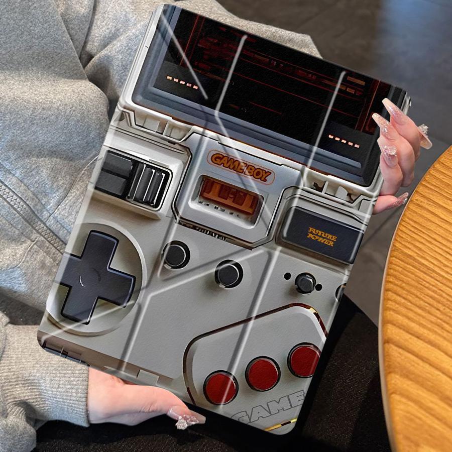 غطاء حماية بتصميم وحدة تحكم أل - مراجعة Gaming Console Apple وسعره